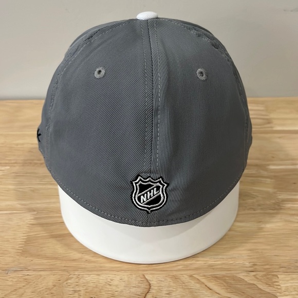 NHL Philadelphia Flyers 2010 Draft Cap - Picture 4 of 4